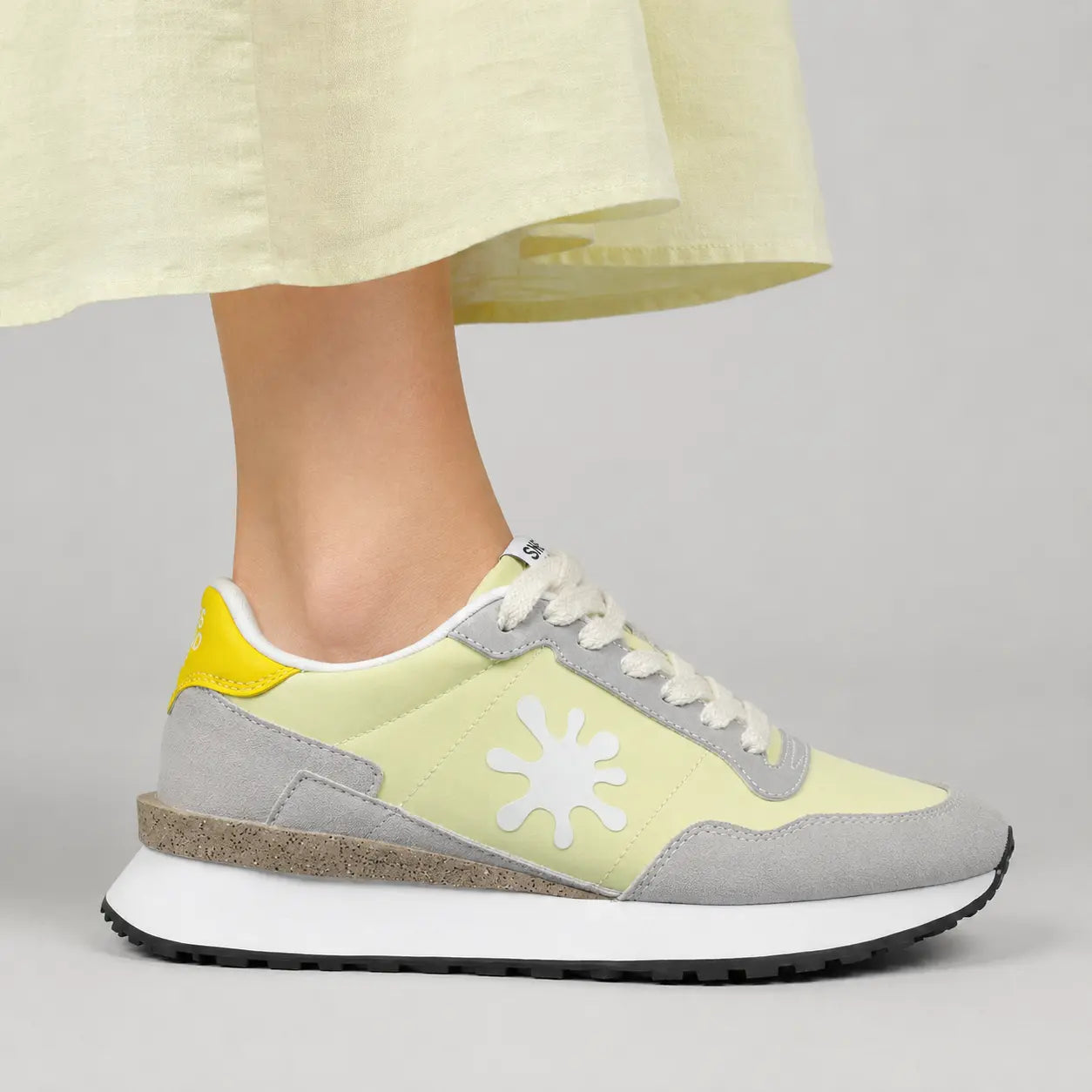 SNEE NYC 01 FIRST LEMON